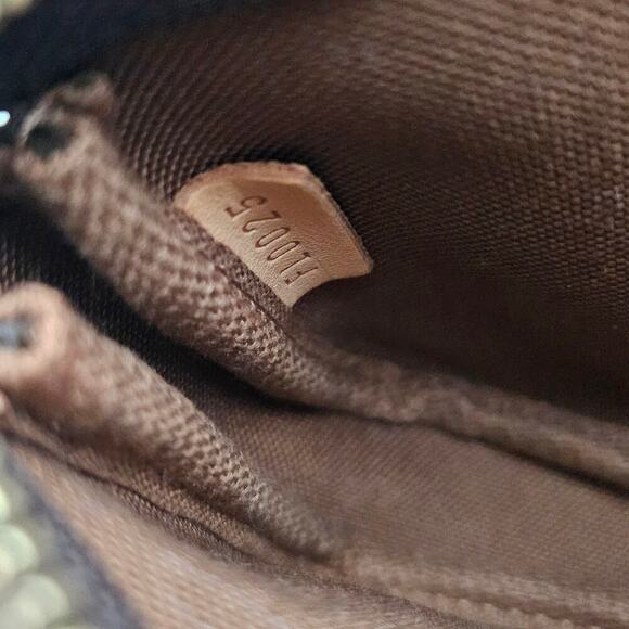 Louis Vuitton Monogram Pochette Accessoires Mini Chain Bag - Picture 6 of 6